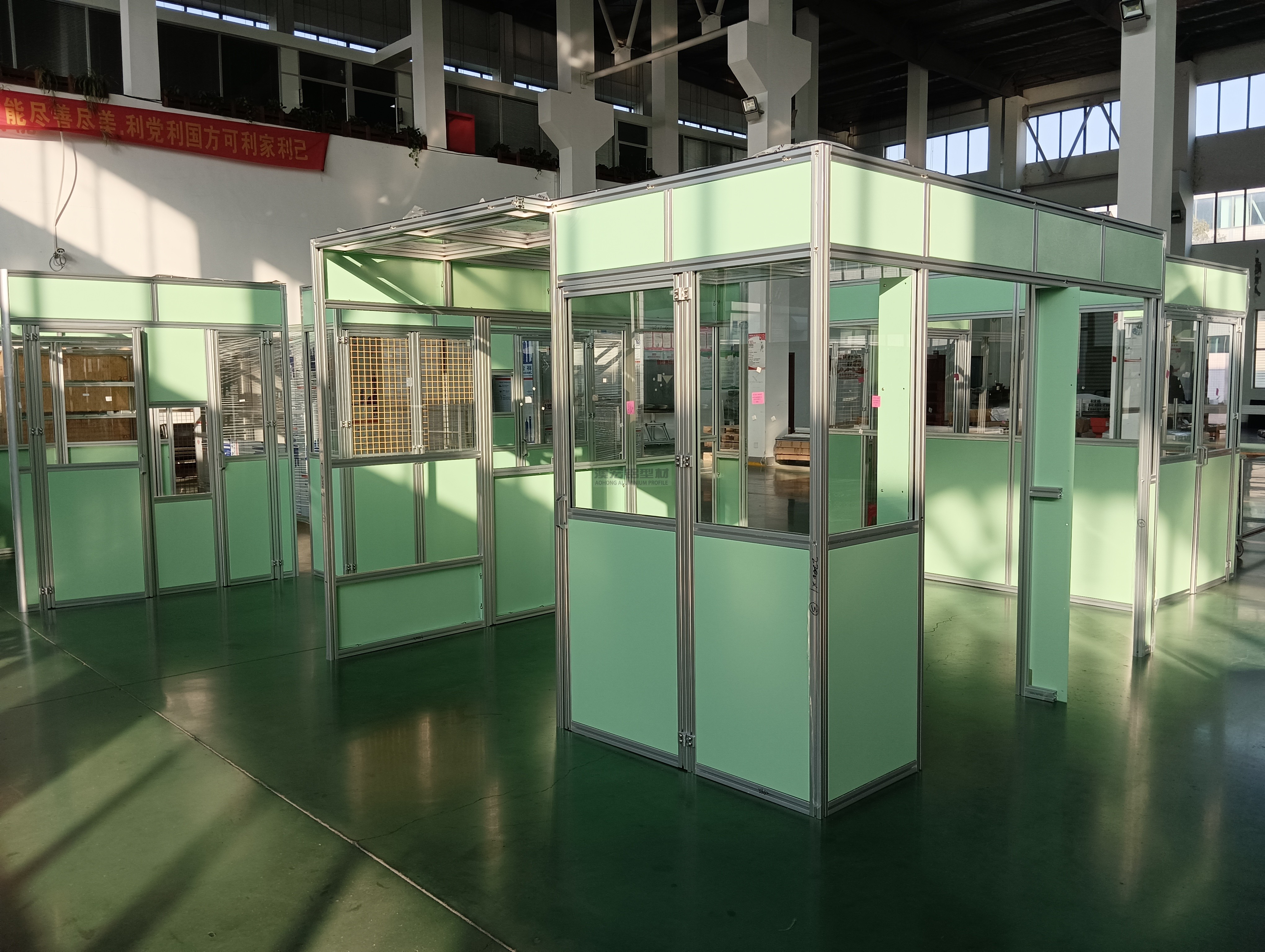 工業生產鋁型材架子安裝如何提升精度？-澳宏工業鋁型材